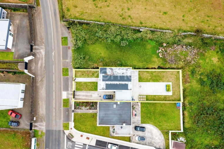 Moradia T4 para Venda em Cabouco Foto 36