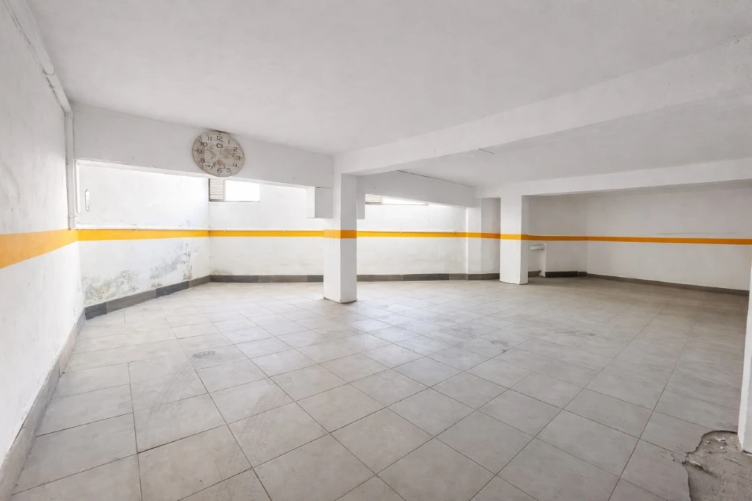 Armazém para Venda em Gafanha da Nazaré Foto 2