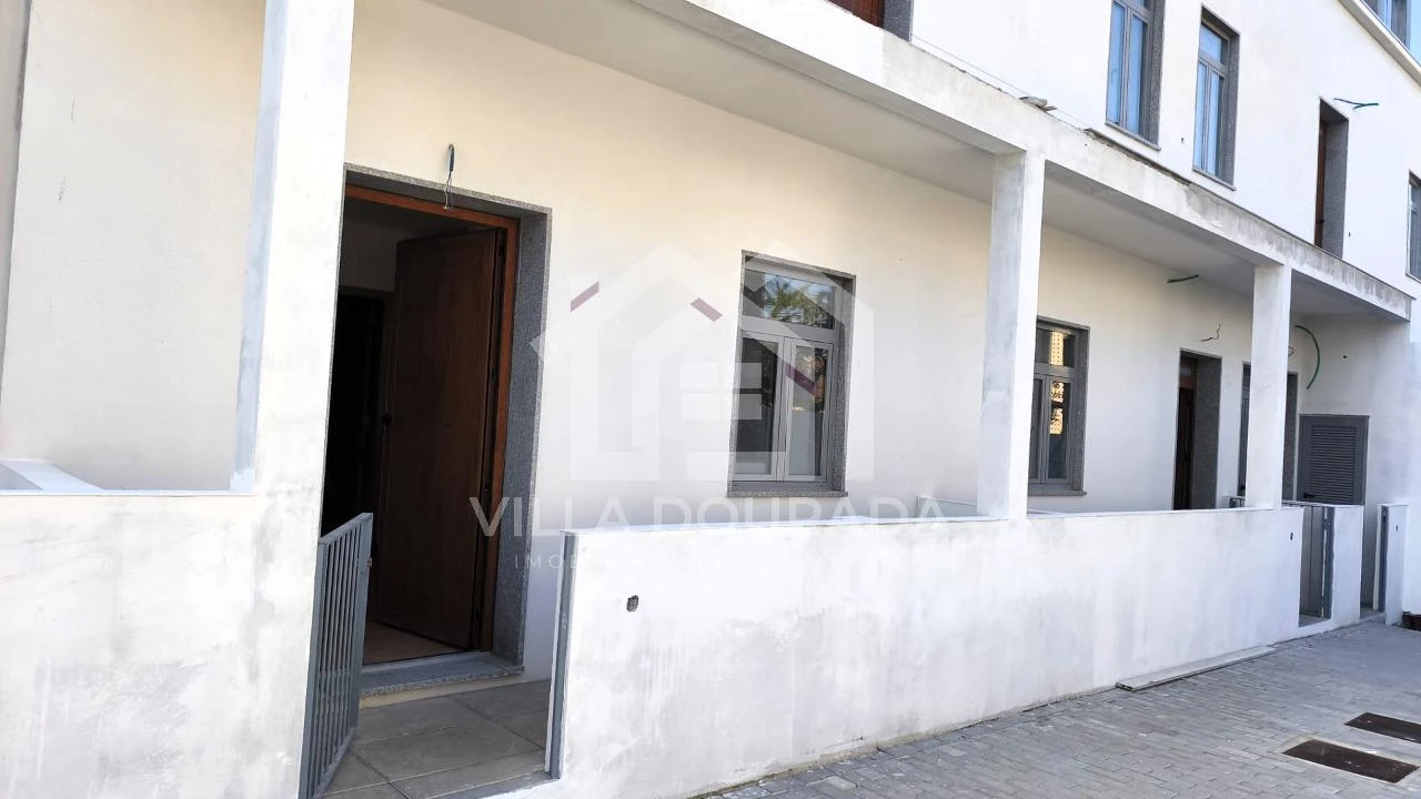 Apartamento para Venda em Oliveira do Douro Foto 5