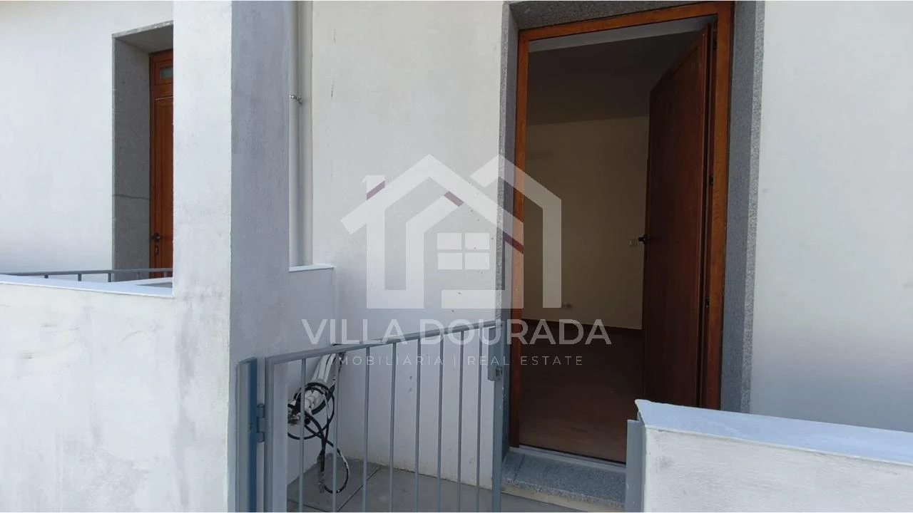 Apartamento para Venda em Oliveira do Douro Foto 7