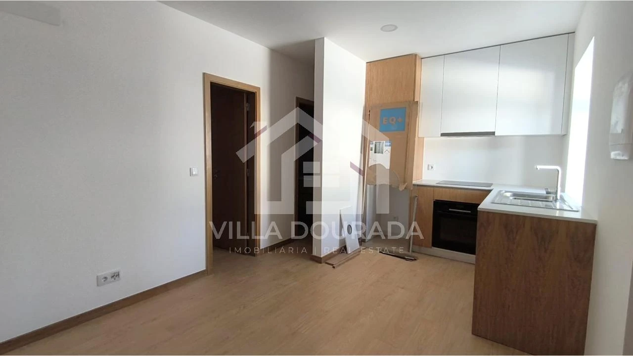 Apartamento para Venda em Oliveira do Douro Foto 9