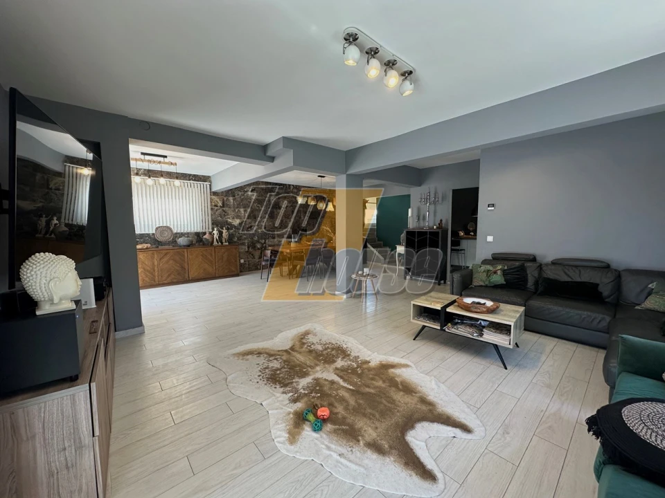 Moradia T4 para Venda em Charneca de Caparica e Sobreda Foto 4