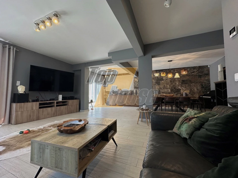 Moradia T4 para Venda em Charneca de Caparica e Sobreda Foto 6