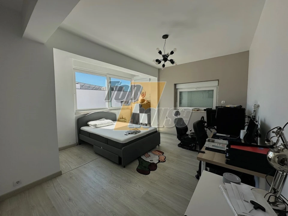 Moradia T4 para Venda em Charneca de Caparica e Sobreda Foto 22