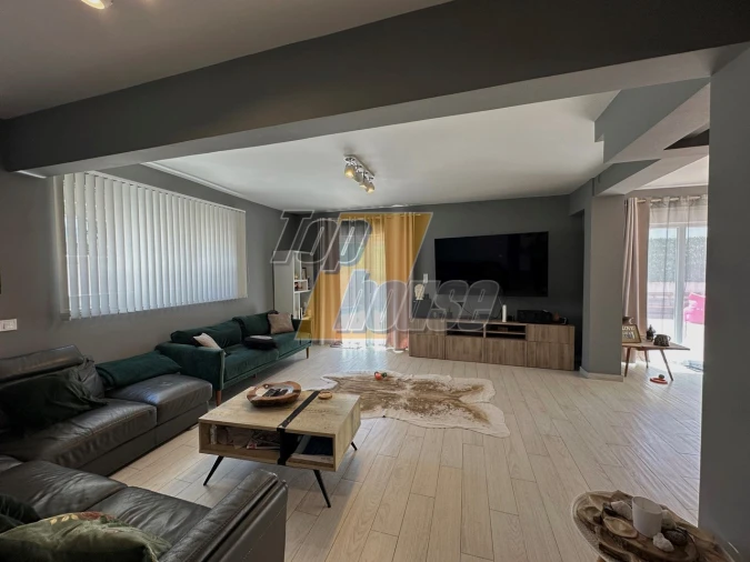 Moradia T4 para Venda em Charneca de Caparica e Sobreda Foto 11