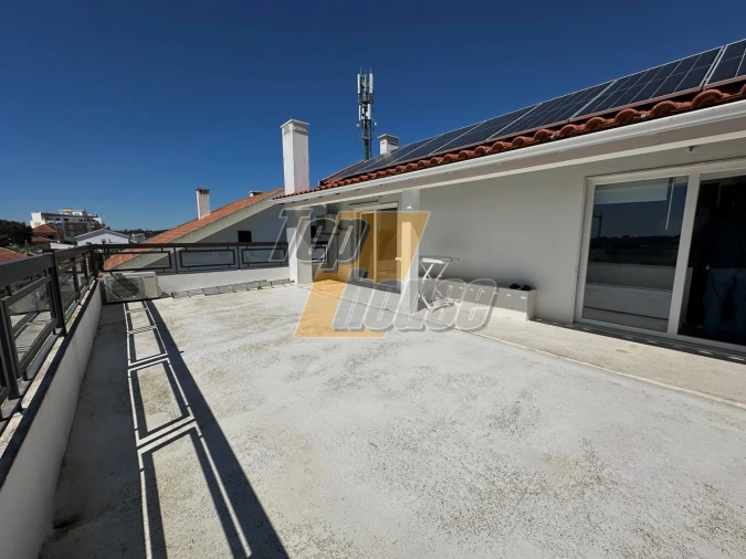 Moradia T4 para Venda em Charneca de Caparica e Sobreda Foto 29