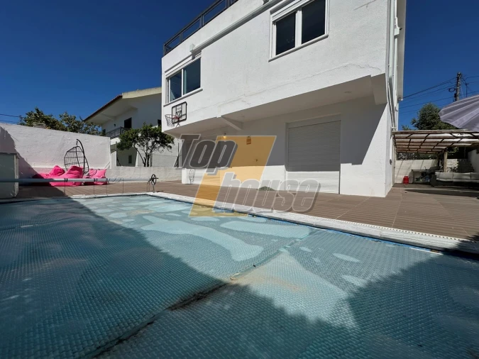 Moradia T4 para Venda em Charneca de Caparica e Sobreda Foto 41