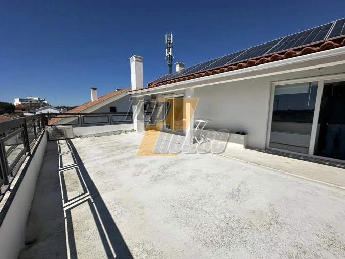 Moradia T4 para Venda em Charneca de Caparica e Sobreda Foto 29