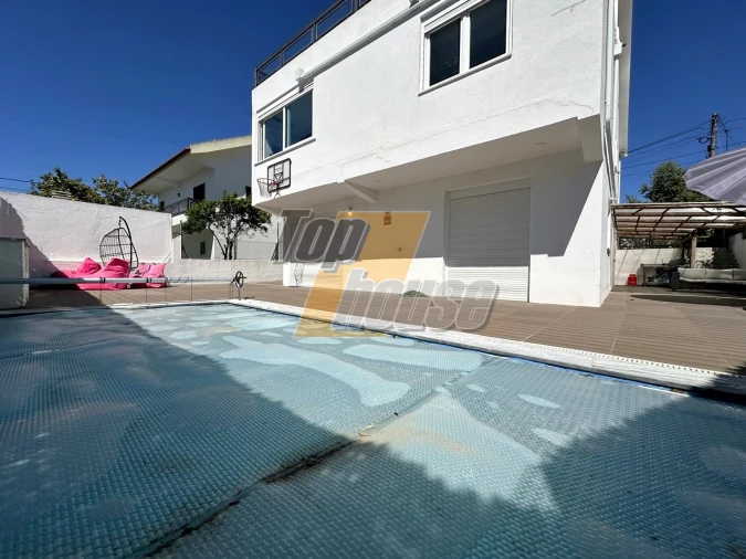 Moradia T4 para Venda em Charneca de Caparica e Sobreda Foto 40