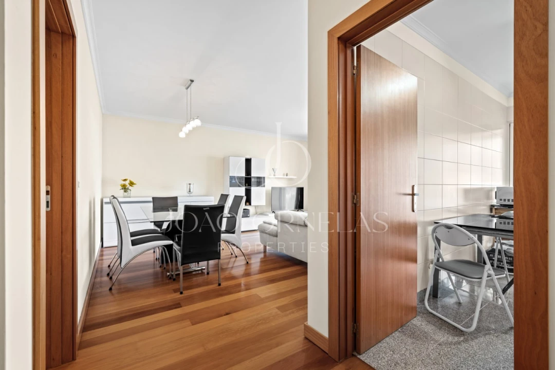 Apartamento T2 para Venda em Santo Antonio Foto 3