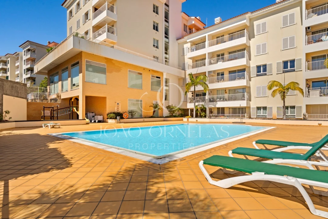 Apartamento T2 para Venda em Santo Antonio Foto 1