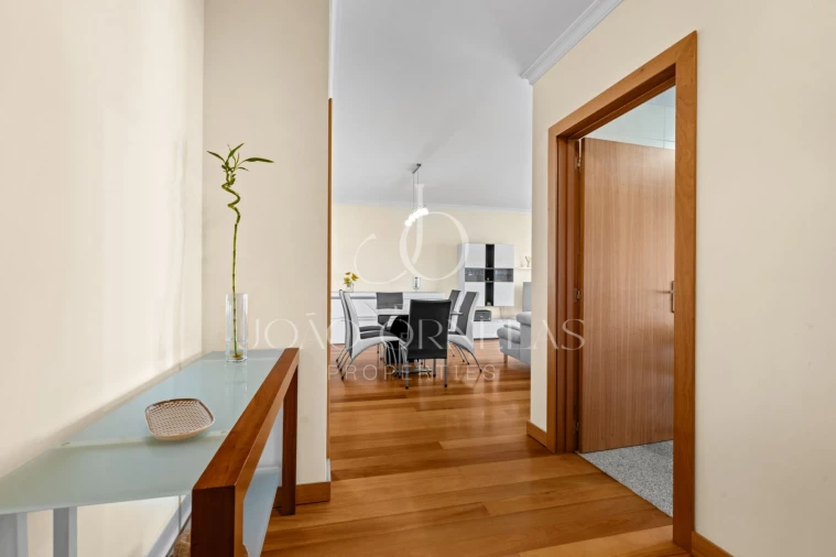 Apartamento T2 para Venda em Santo Antonio Foto 2