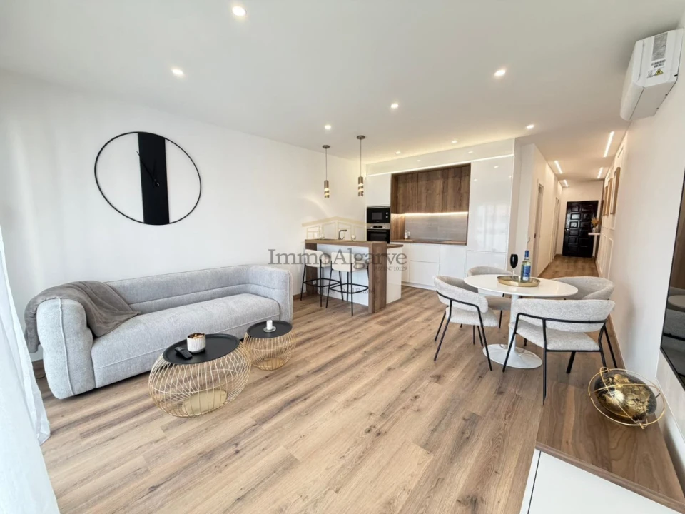 Apartamento T1 para Venda em Albufeira e Olhos de Água Foto 1