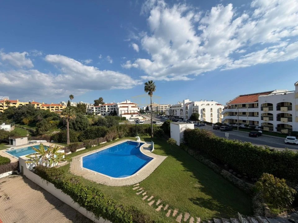 Apartamento T1 para Venda em Albufeira e Olhos de Água Foto 3