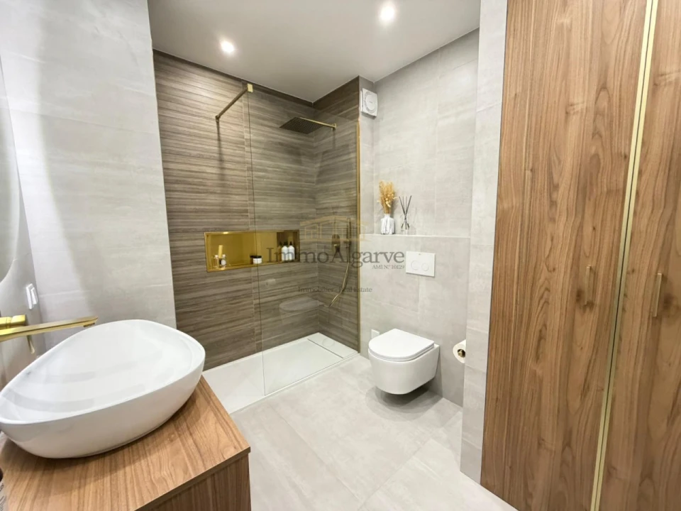 Apartamento T1 para Venda em Albufeira e Olhos de Água Foto 20