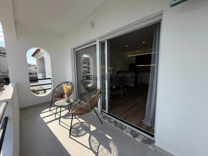 Apartamento T1 para Venda em Albufeira e Olhos de Água Foto 2