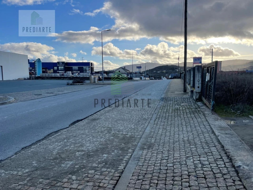 Terreno Comércio / Armazém para Venda em Samil Foto 8