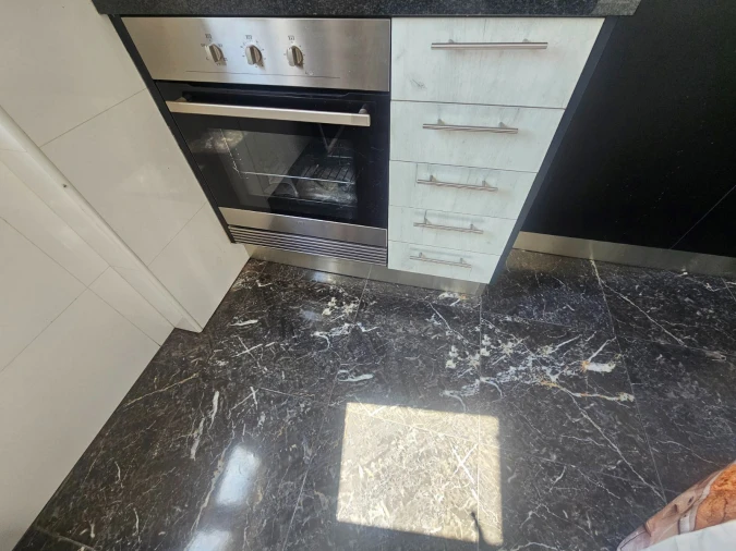 Apartamento T3 para Arrendamento em Queluz e Belas Foto 8