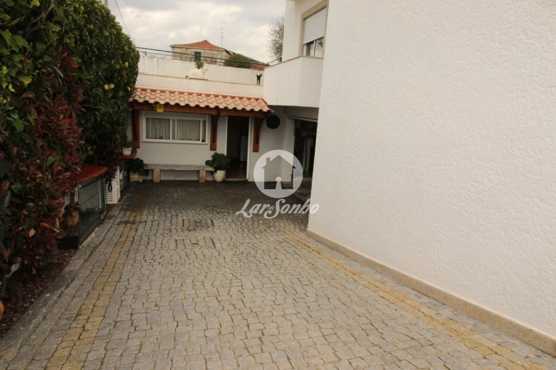 Apartamento T3 para Venda em Estorãos Foto 14