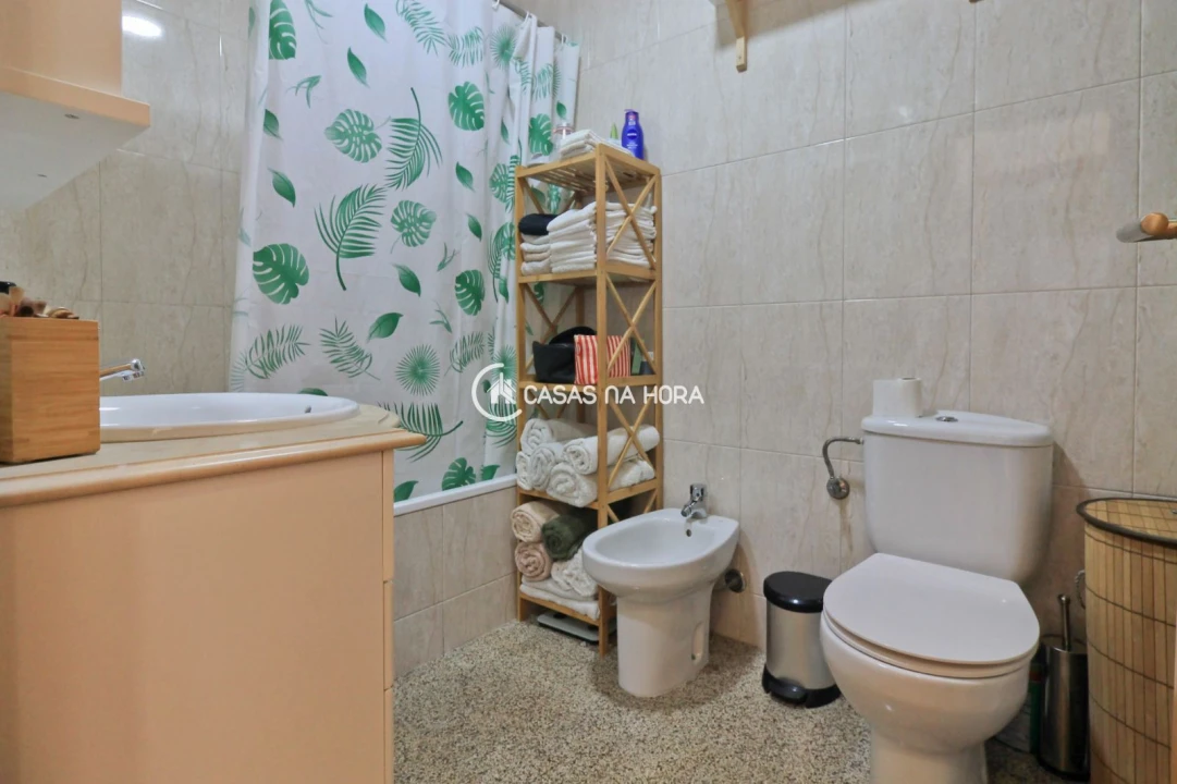 Apartamento T2 para Venda em Castêlo da Maia Foto 29