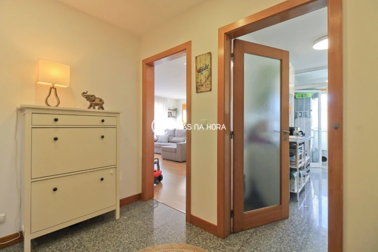 Apartamento T2 para Venda em Castêlo da Maia Foto 8