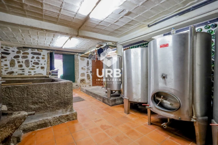 Quinta T6 para Venda em Adaufe Foto 31