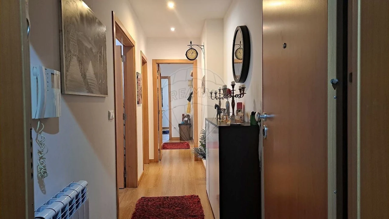 Apartamento T2 para Venda em Pereira Foto 3