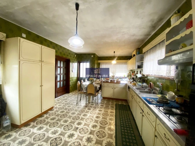 Moradia T4 para Venda em Serzedo e Perosinho Foto 8