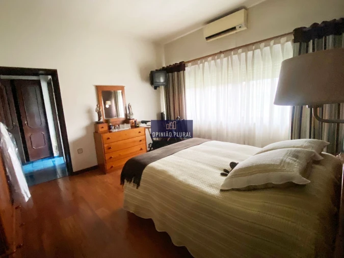 Moradia T4 para Venda em Serzedo e Perosinho Foto 15