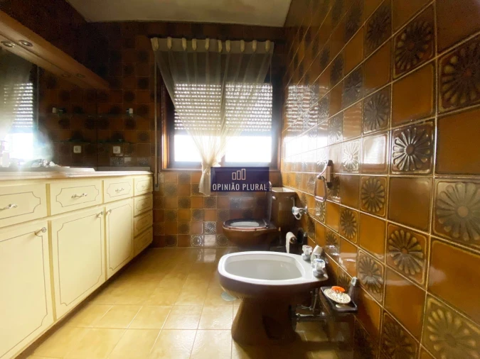 Moradia T4 para Venda em Serzedo e Perosinho Foto 19