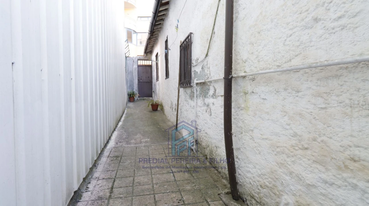 Moradia T1 para Venda em Rio Tinto Foto 17