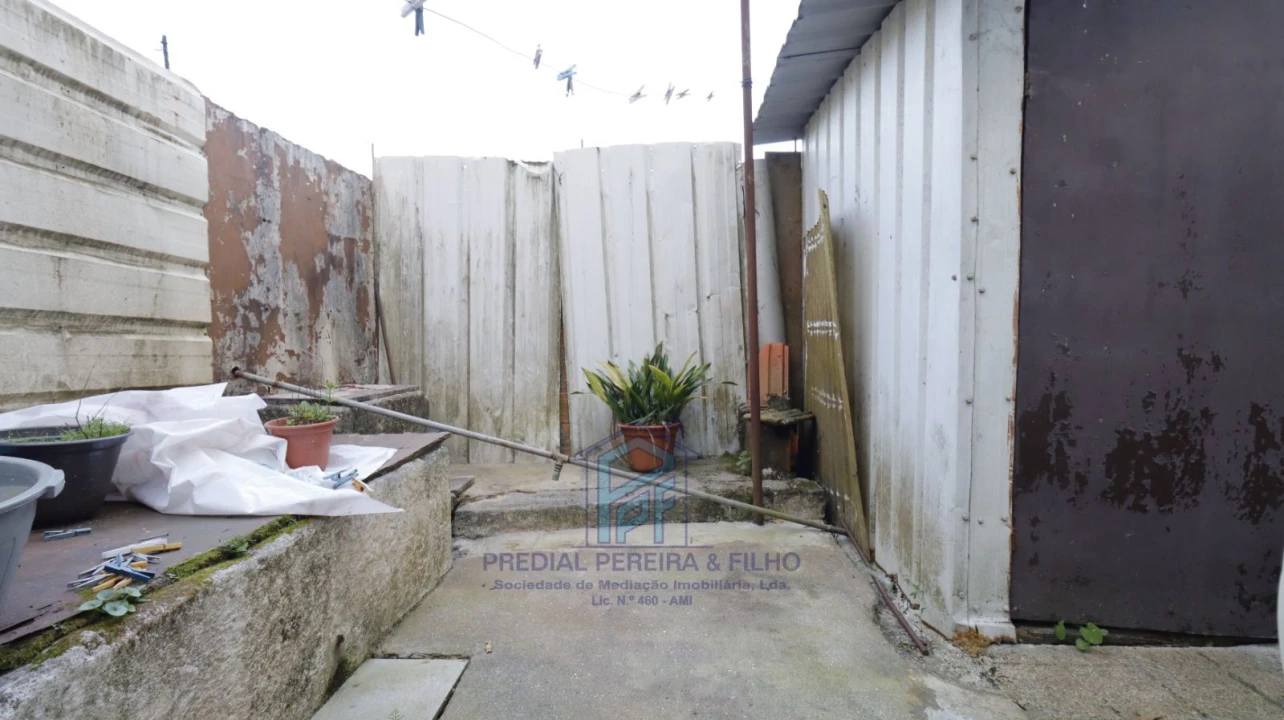 Moradia T1 para Venda em Rio Tinto Foto 22