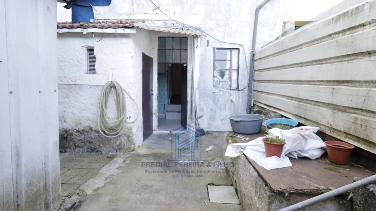 Moradia T1 para Venda em Rio Tinto Foto 23