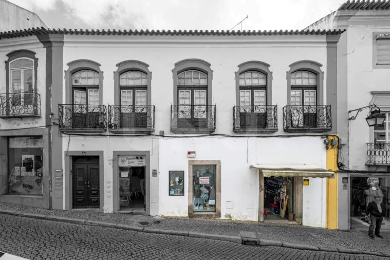 Loja para Arrendamento em Évora (São Mamede, Sé, São Pedro e Santo Antão) Foto 11