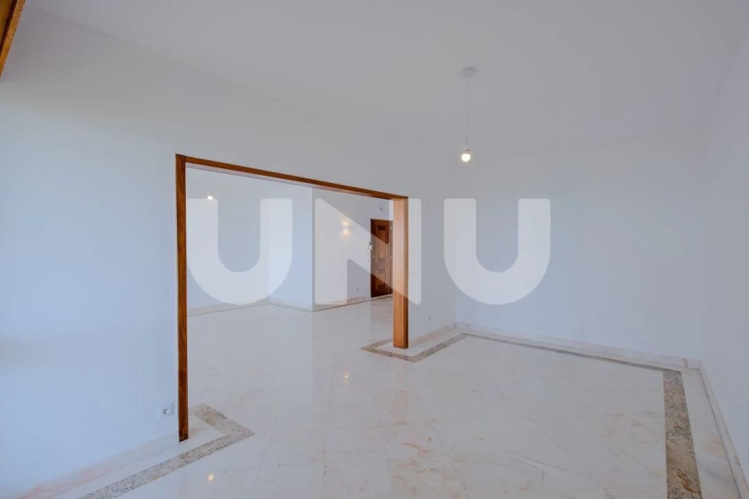 Apartamento T3 para Arrendamento em Oeiras e São Julião da Barra, Paço de Arcos e Caxias Foto 11