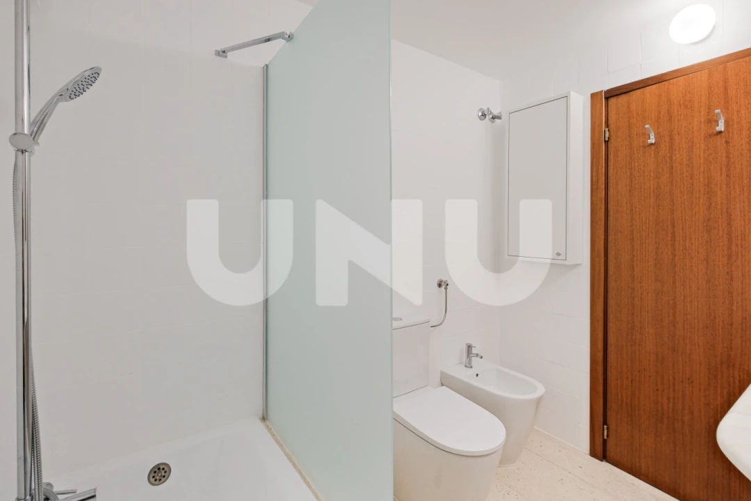 Apartamento T3 para Arrendamento em Oeiras e São Julião da Barra, Paço de Arcos e Caxias Foto 24