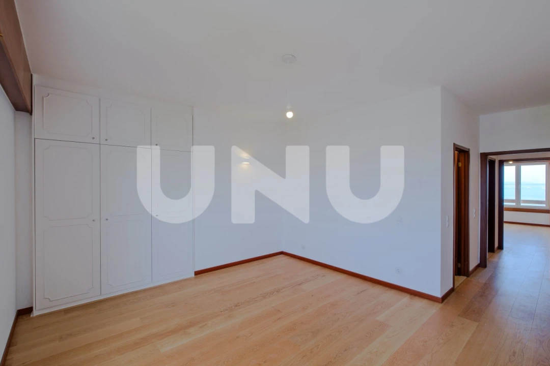 Apartamento T3 para Arrendamento em Oeiras e São Julião da Barra, Paço de Arcos e Caxias Foto 28