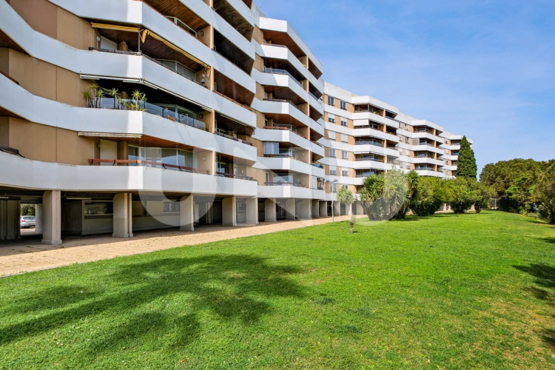 Apartamento T3 para Arrendamento em Oeiras e São Julião da Barra, Paço de Arcos e Caxias Foto 41