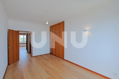 Apartamento T3 para Arrendamento em Oeiras e São Julião da Barra, Paço de Arcos e Caxias