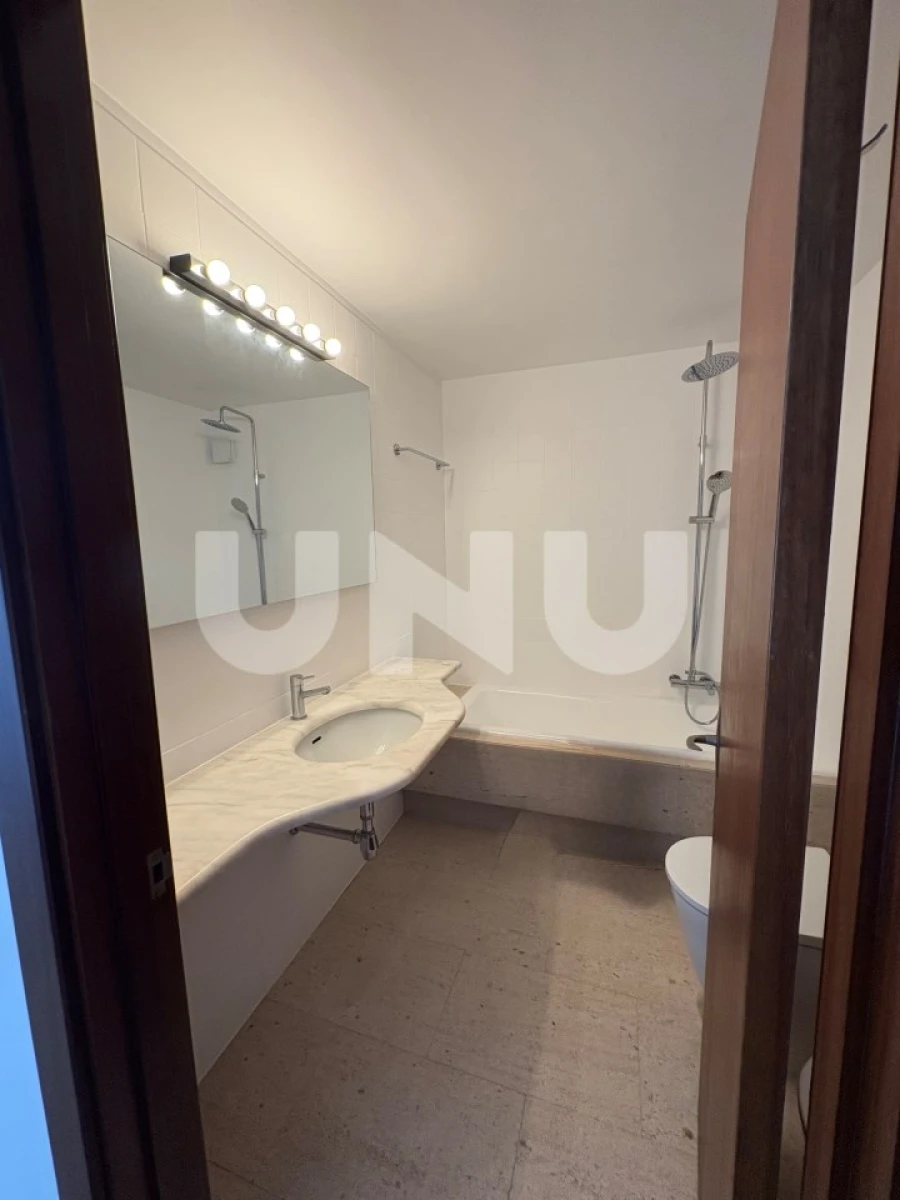 Apartamento T3 para Arrendamento em Oeiras e São Julião da Barra, Paço de Arcos e Caxias Foto 6