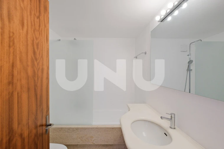 Apartamento T3 para Arrendamento em Oeiras e São Julião da Barra, Paço de Arcos e Caxias Foto 30