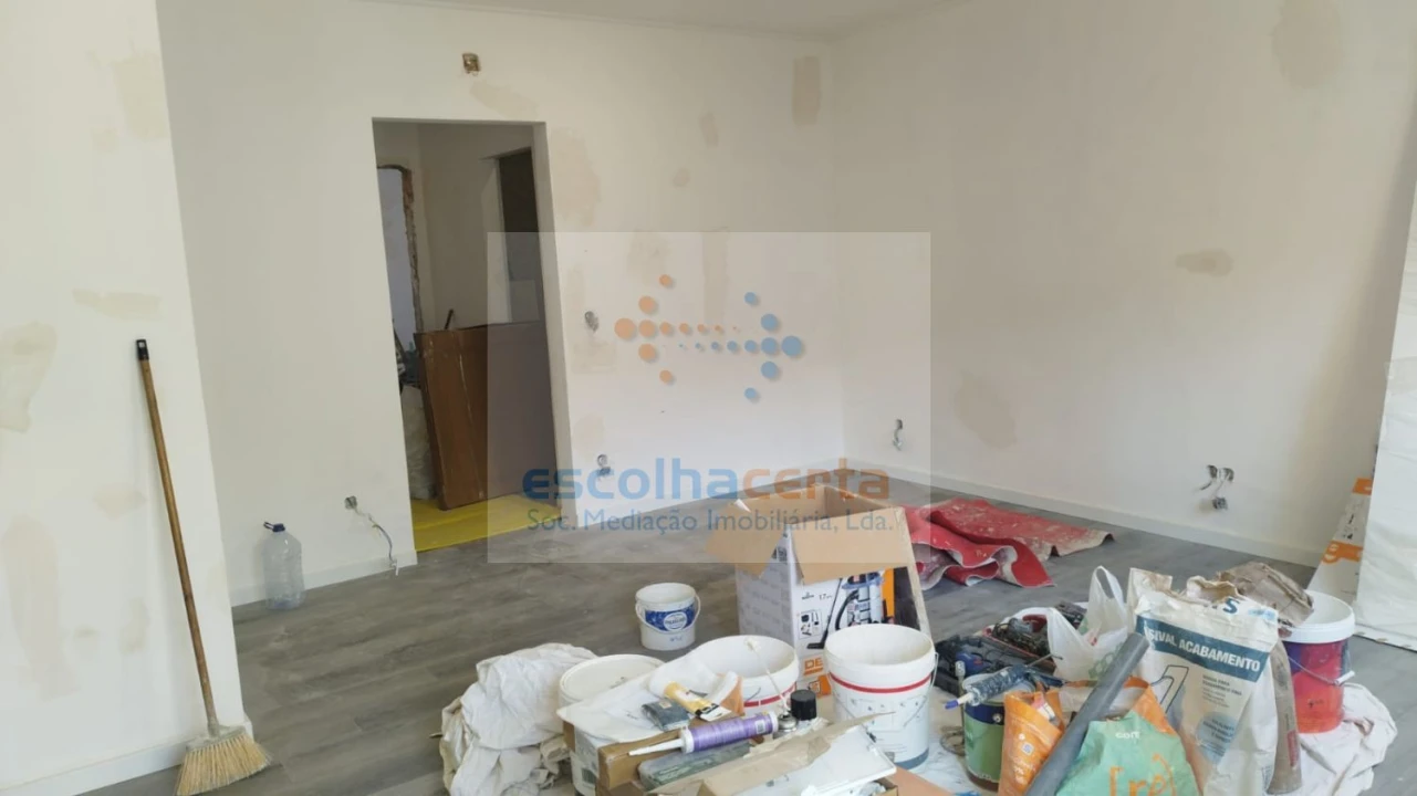 Apartamento T2 para Venda em Baixa da Banheira e Vale da Amoreira Foto 3