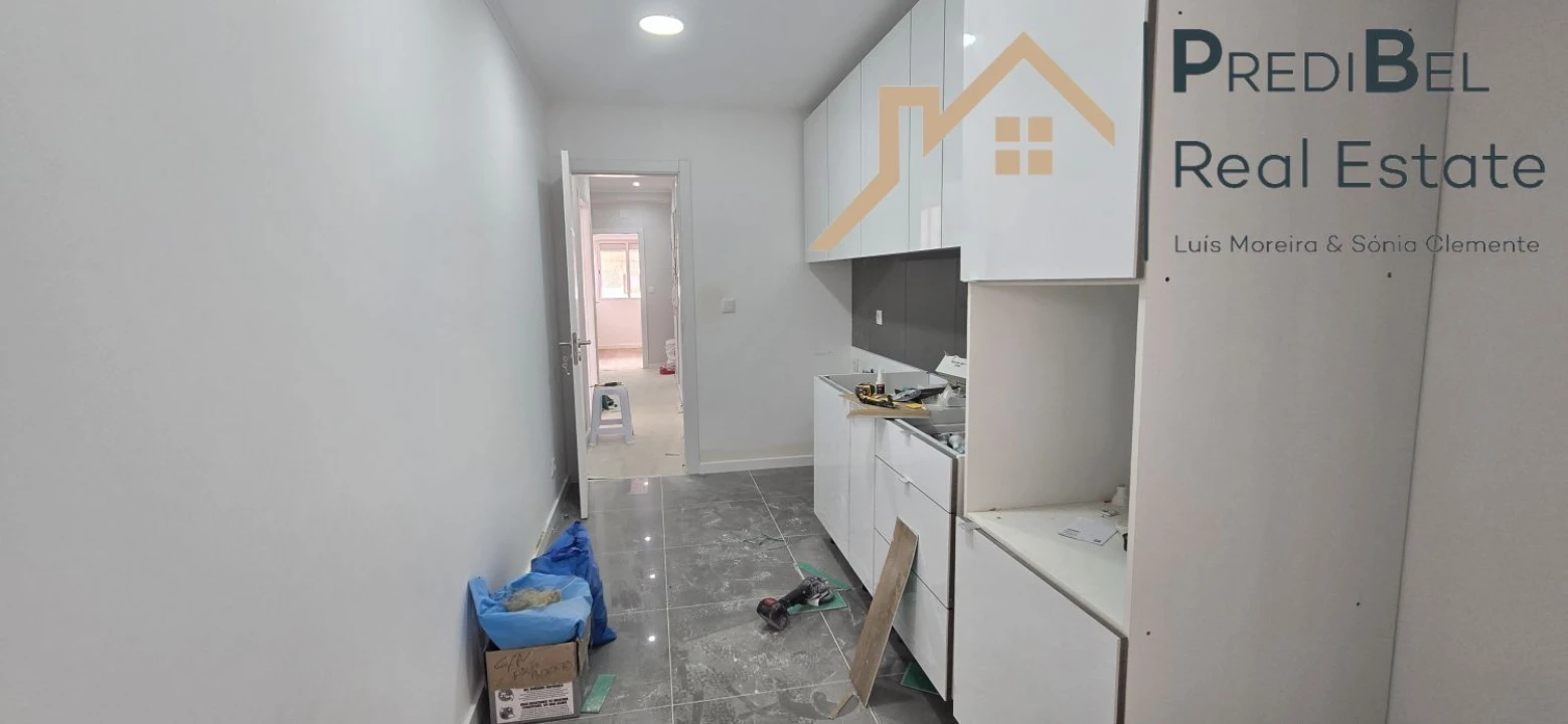 Apartamento T3 para Venda em Águas Livres Foto 15