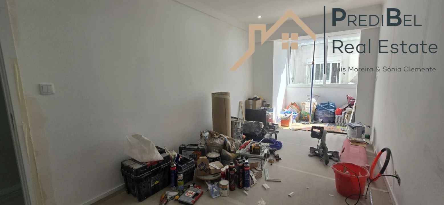 Apartamento T3 para Venda em Águas Livres Foto 19