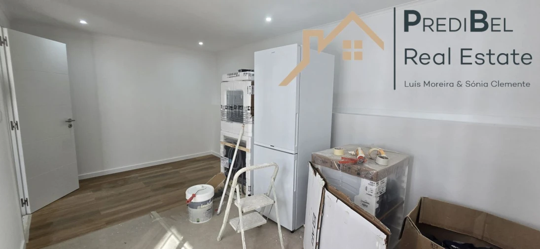 Apartamento T3 para Venda em Águas Livres Foto 11