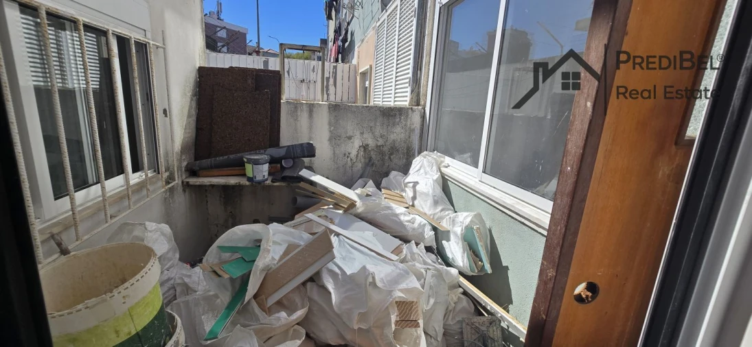 Apartamento T3 para Venda em Águas Livres Foto 22