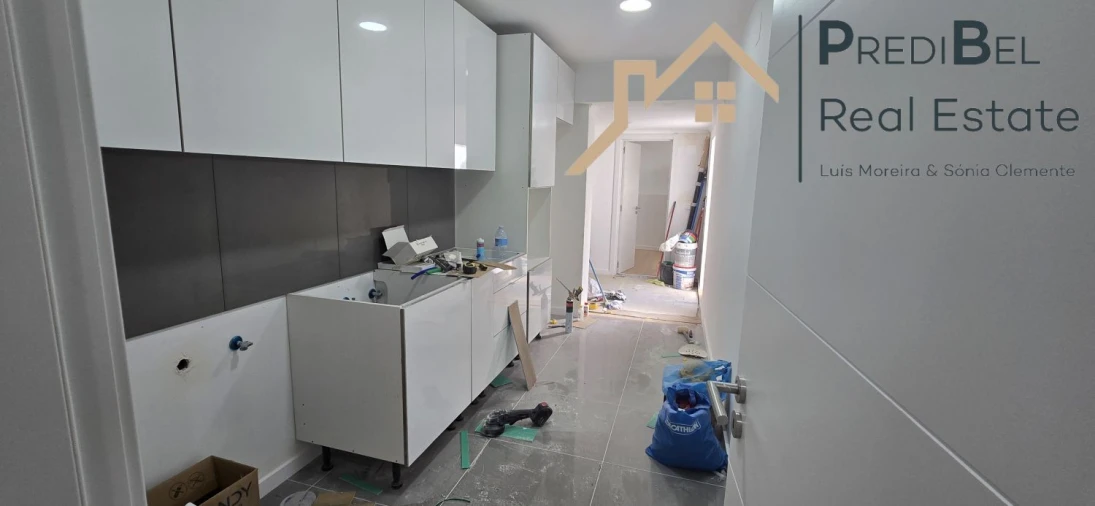 Apartamento T3 para Venda em Águas Livres