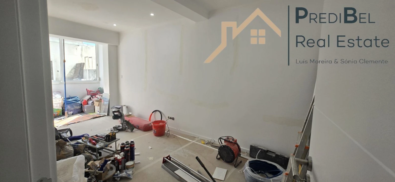 Apartamento T3 para Venda em Águas Livres Foto 17