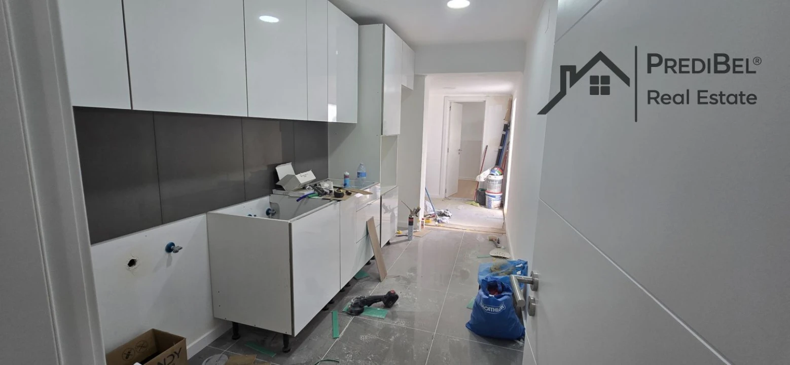 Apartamento T3 para Venda em Águas Livres Foto 1