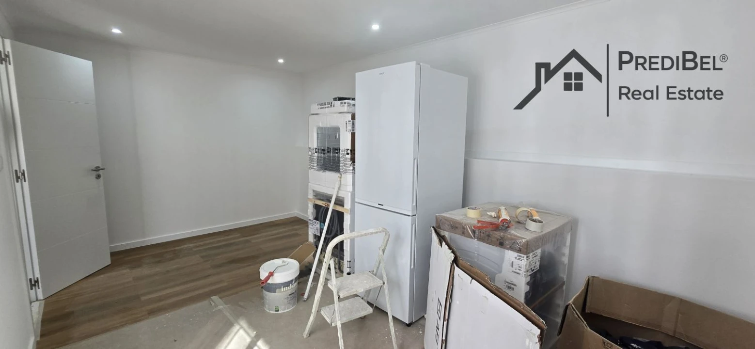 Apartamento T3 para Venda em Águas Livres Foto 11